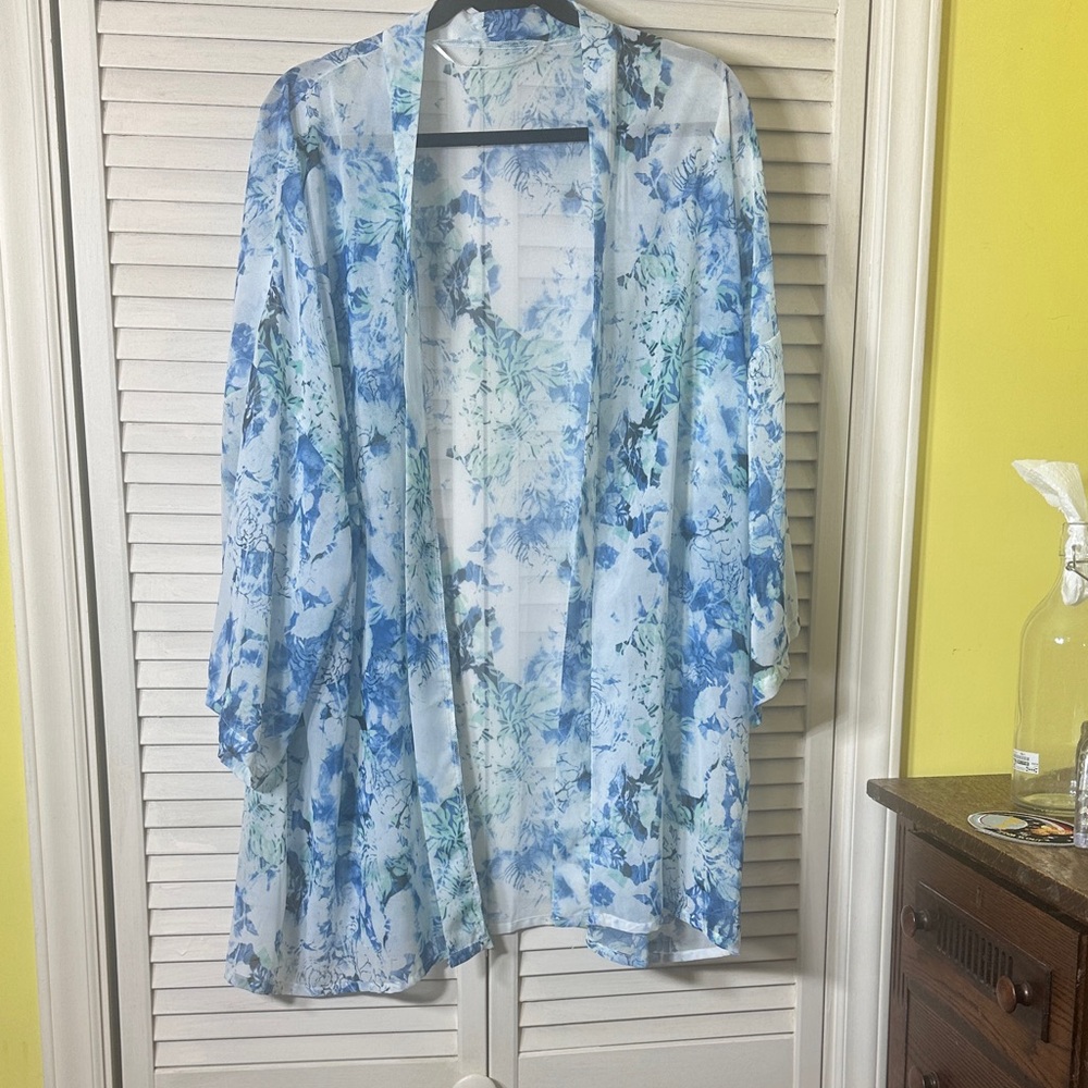 Light Blue Floral Open Front Kimono Jacket